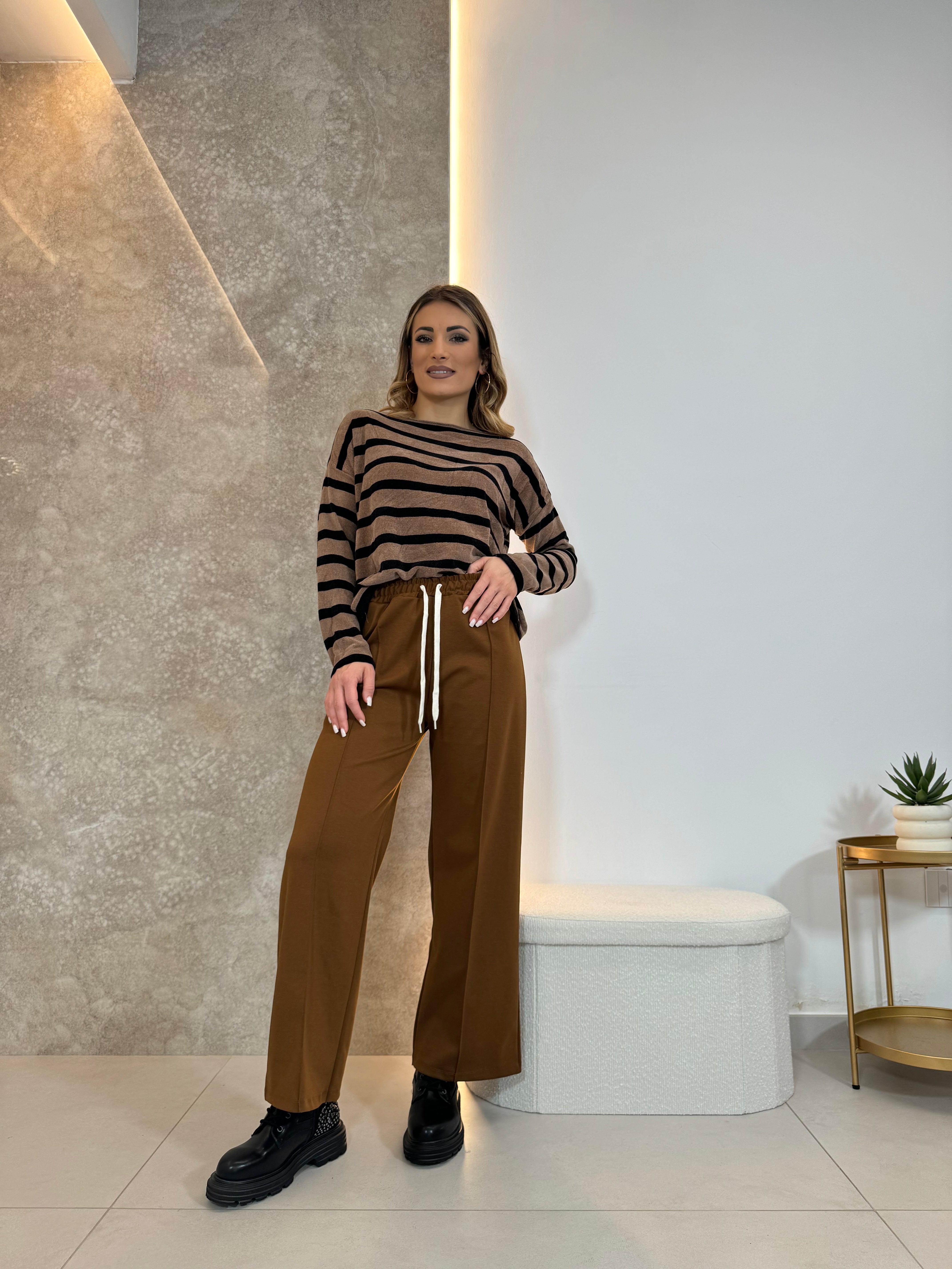 Pantaloni Basic camel