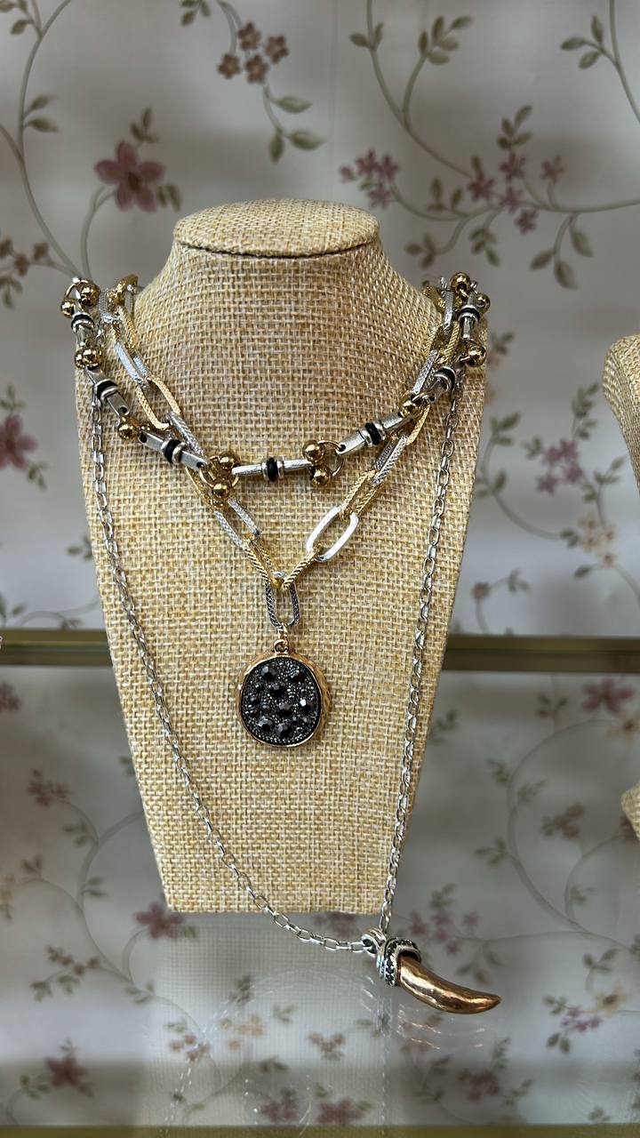 Collana Sirya