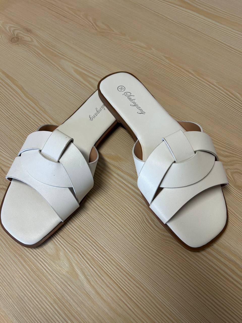Ciabattine Aisha bianco
