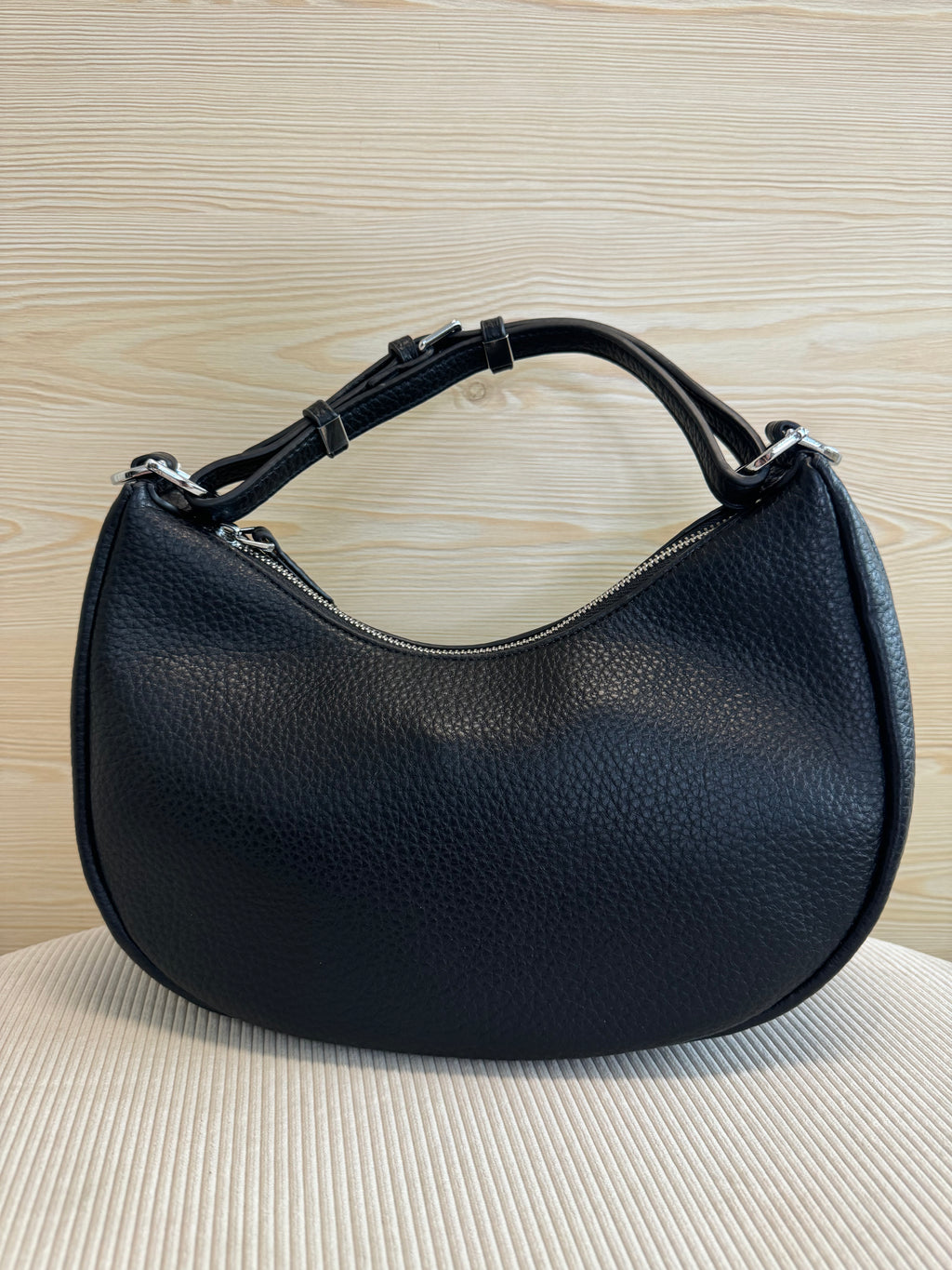 Mezzaluna Black