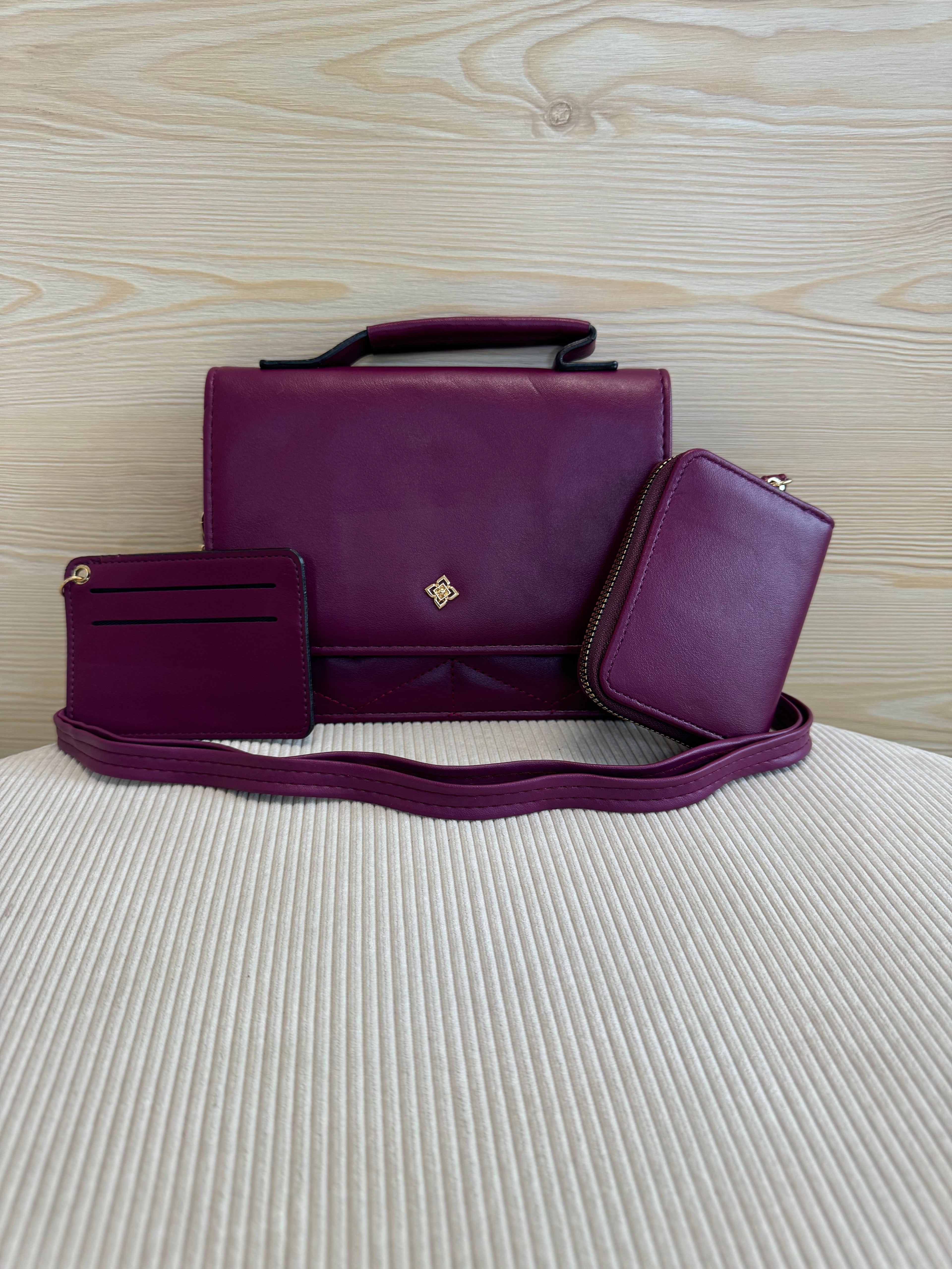 Mini Crossbody + portafogli e portatessere Prugna