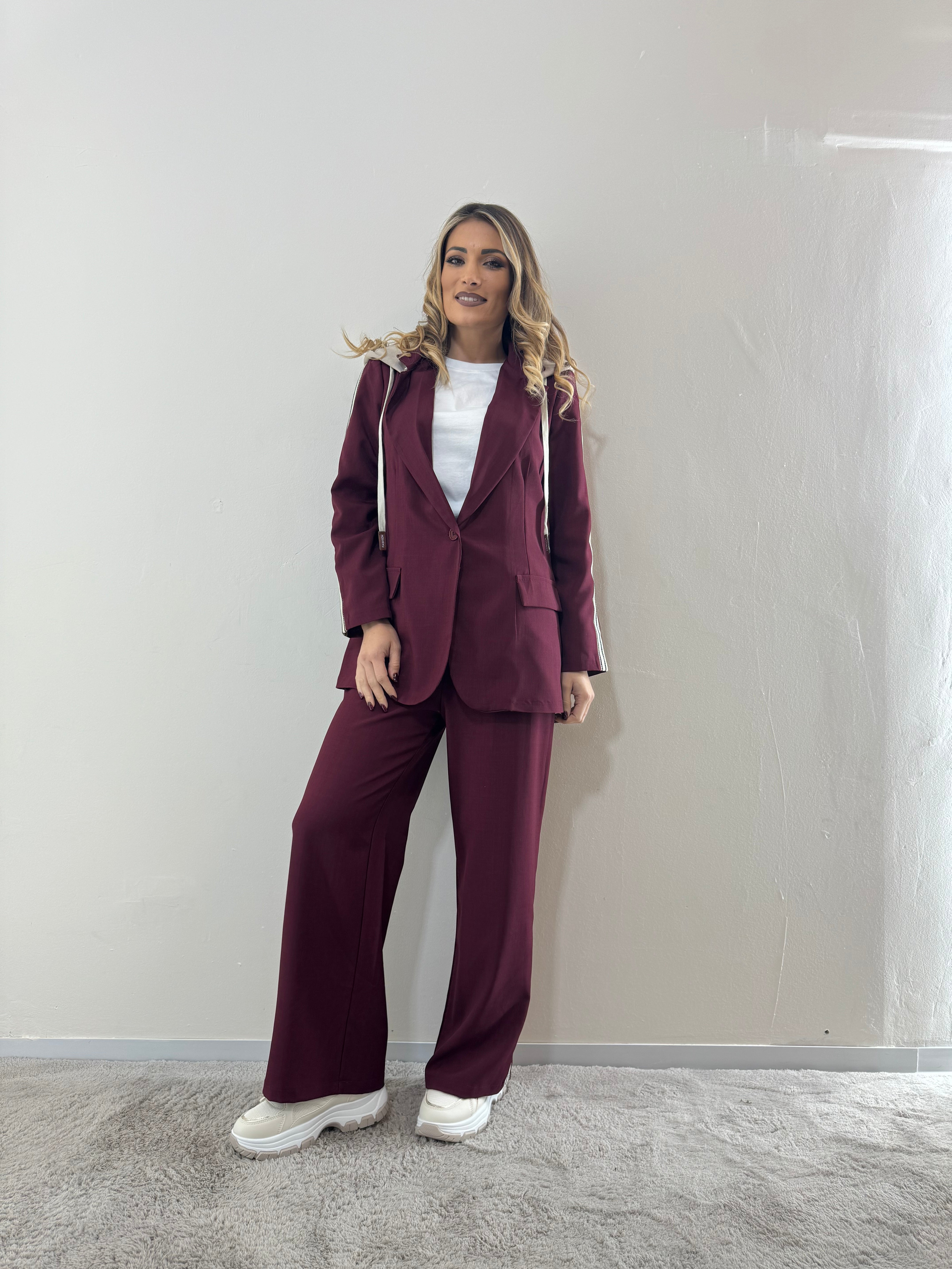 Tailleur SportyChic Bordeaux