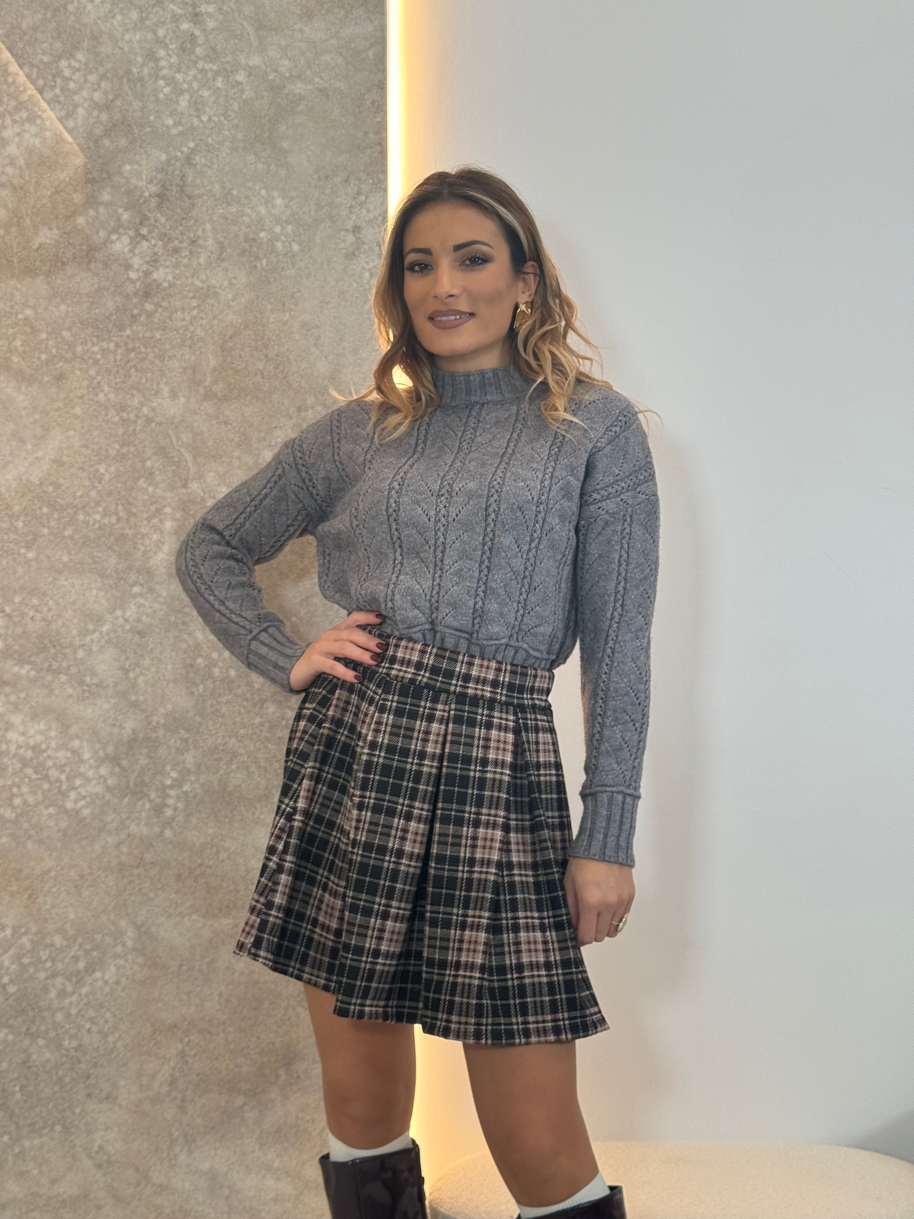 Pull traforato Grey